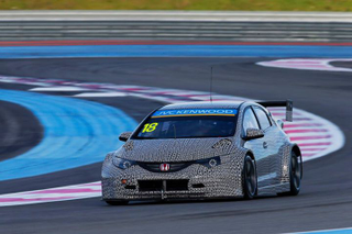Illustration for article titled The Lada Granta WTCC TC1 Racecar